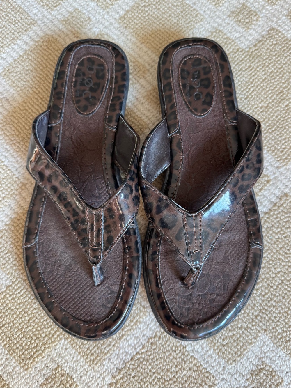 b.o.c Leopard Print Flip Flops Comfort Thong Sandals Brown Slip On Shoes Size 7 - Picture 7 of 11